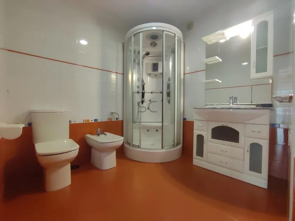 Luminoso apartamento en el centro de fene