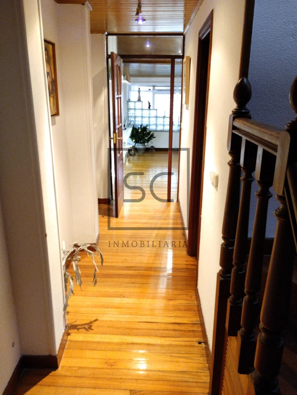 Dúplex con terraza y vistas espectaculares en rúa de san pedro