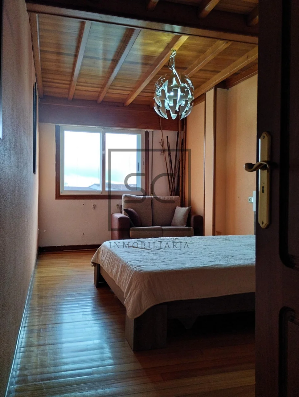 Dúplex con terraza y vistas espectaculares en rúa de san pedro