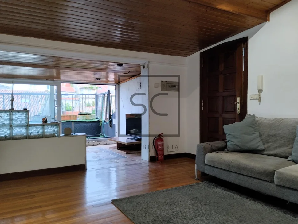 Dúplex con terraza y vistas espectaculares en rúa de san pedro