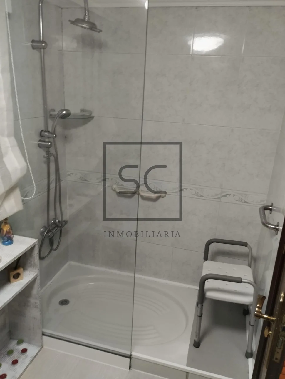 Dúplex con terraza y vistas espectaculares en rúa de san pedro