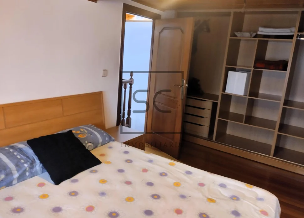 Dúplex con terraza y vistas espectaculares en rúa de san pedro