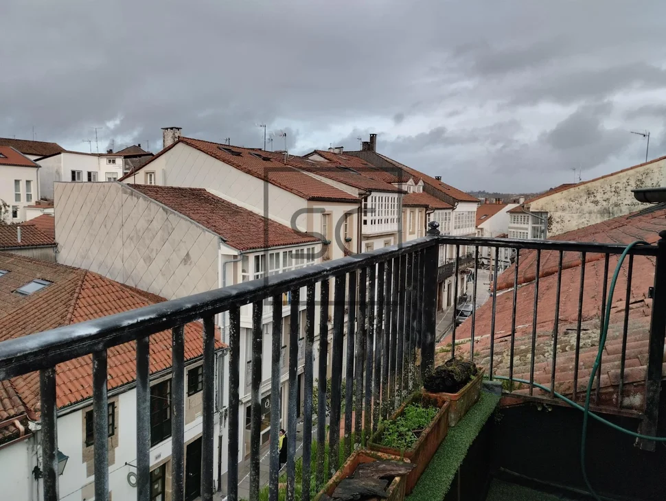 Dúplex con terraza y vistas espectaculares en rúa de san pedro