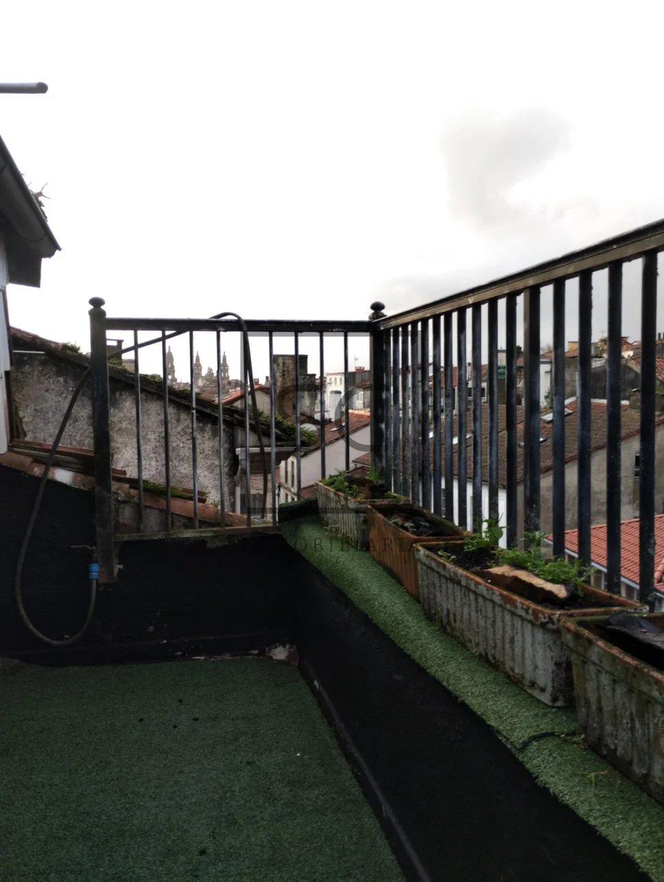 Dúplex con terraza y vistas espectaculares en rúa de san pedro