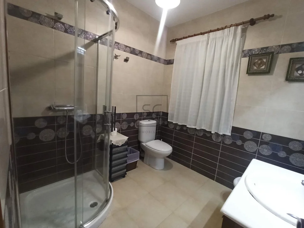 Piso amueblado con ascensor en Narón – foto 20