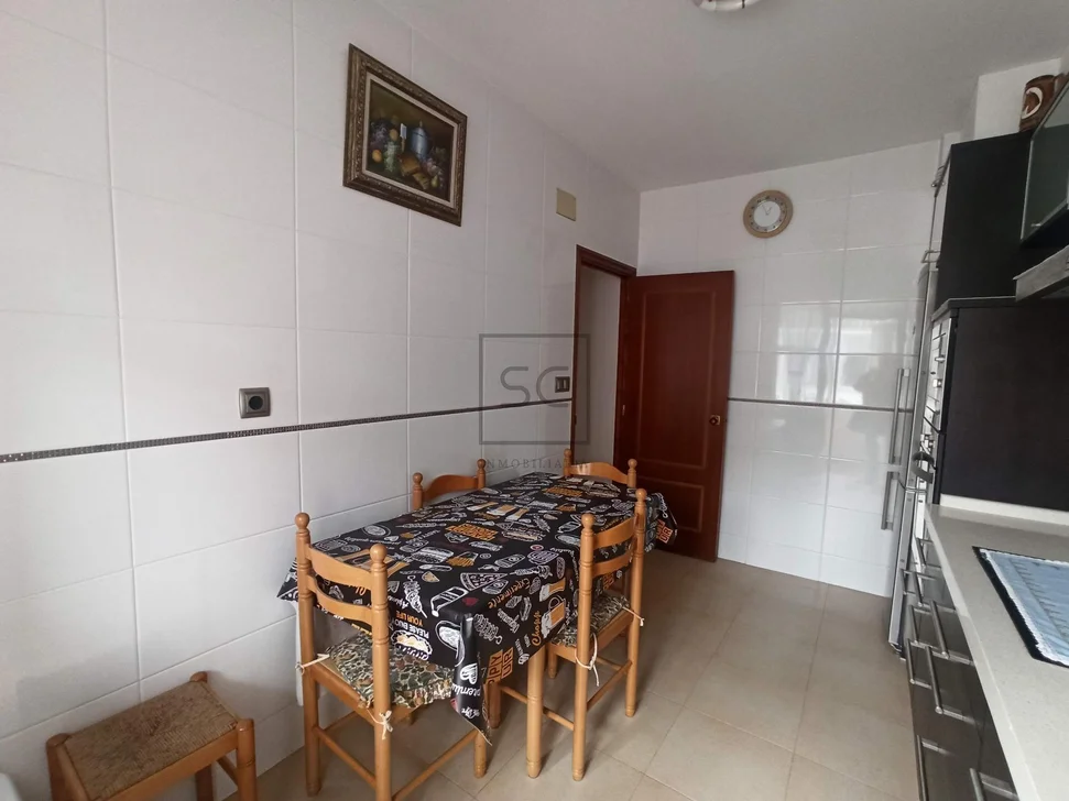 Piso amueblado con ascensor en Narón – foto 3