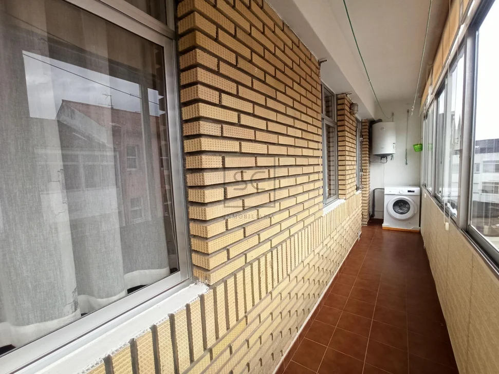 Piso amueblado con ascensor en Narón – foto 5