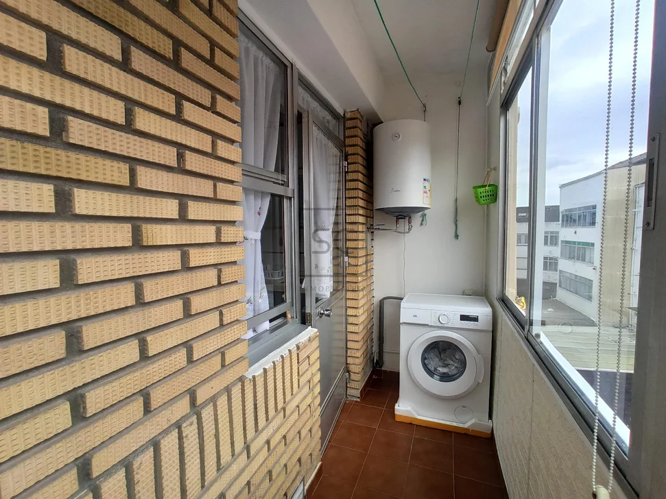 Piso amueblado con ascensor en Narón – foto 6