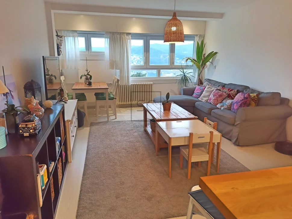 Piso con ascensor y vistas en canido-ferrol