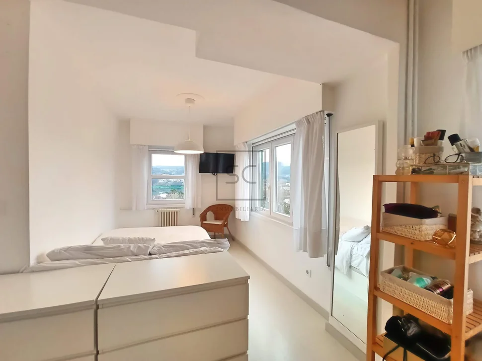 Piso con ascensor y vistas en canido-ferrol