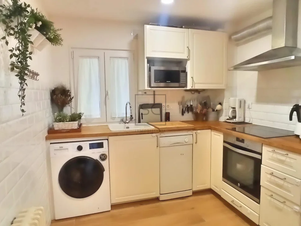 Piso con ascensor y vistas en canido-ferrol