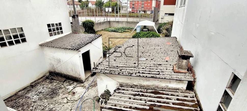Adosado con parcela en alto do castiñeiro, narón