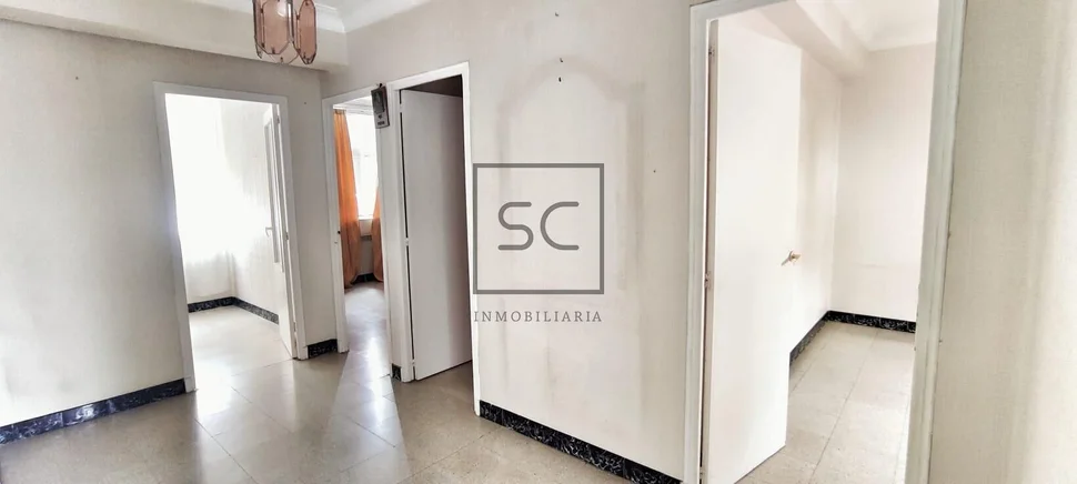 Adosado con parcela en alto do castiñeiro, narón