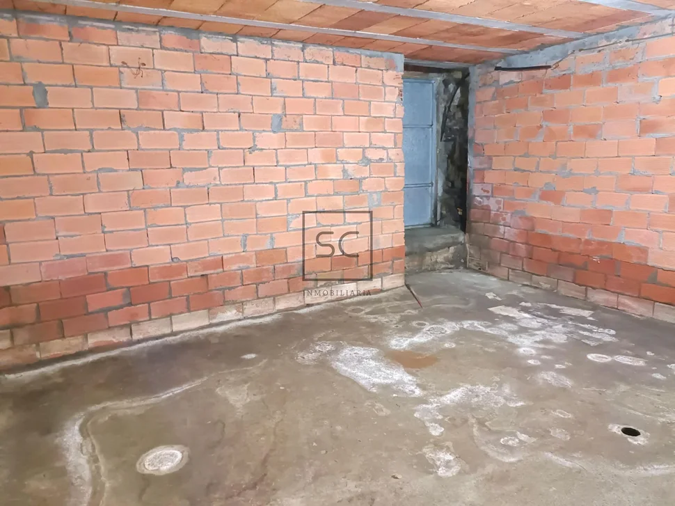 Casa para reforma parcial en vilaboa, valdoviño