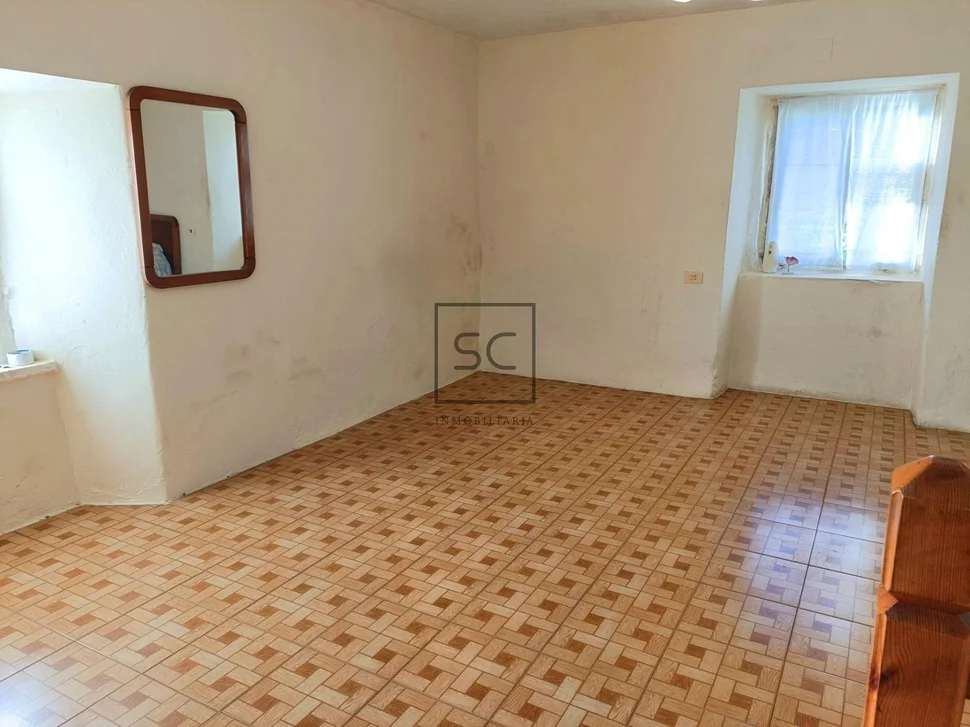 Casa para reforma parcial en vilaboa, valdoviño