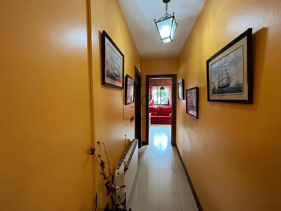 Chalet unifamiliar con piscina y finca en cobas – ferrol