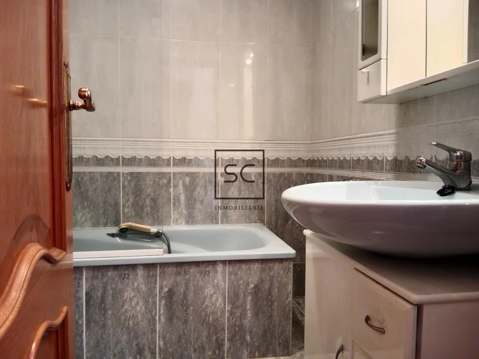 Piso con trastero y ascensor en pontedeume