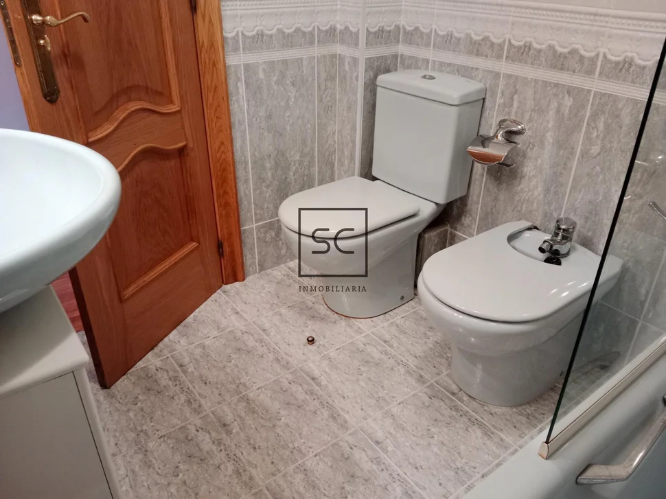 Piso con trastero y ascensor en pontedeume