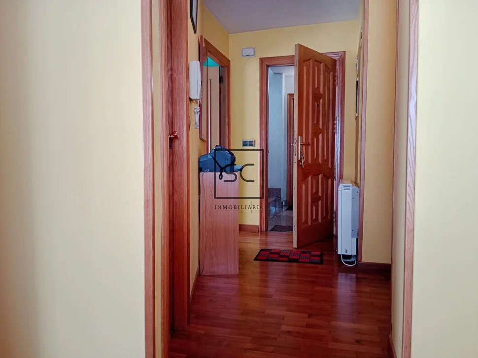 Piso con trastero y ascensor en pontedeume