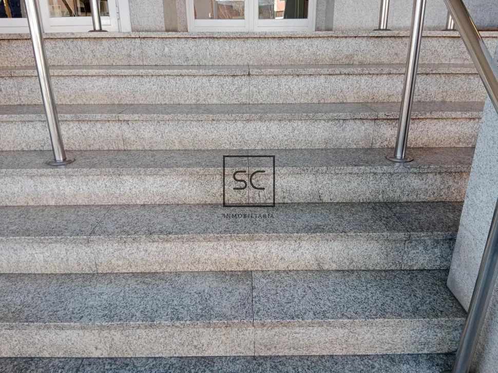 Piso con trastero y ascensor en pontedeume