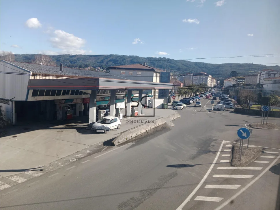 Piso con trastero y ascensor en pontedeume