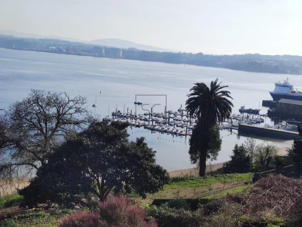 Local comercial con sotano y finca en a graña