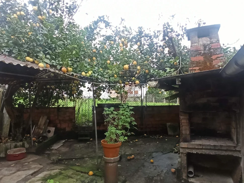 Adosado con párking y patio en Xoane Ferrol
