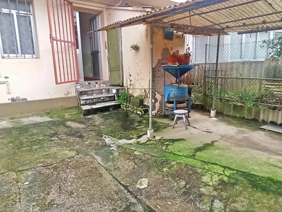 Adosado con párking y patio en Xoane Ferrol