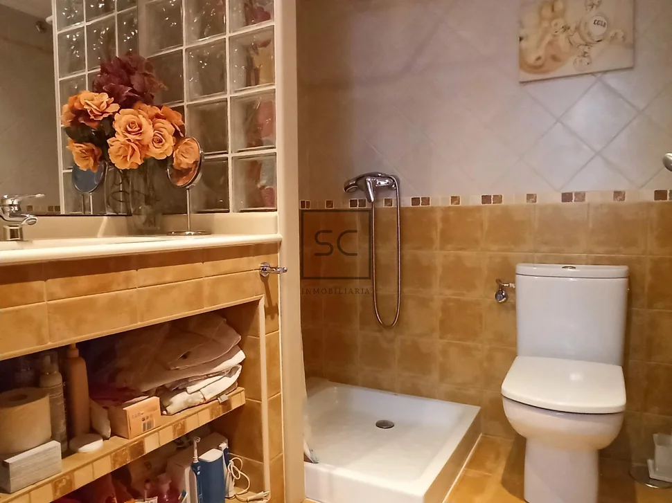 Apartamento seminuevo y amueblado en narón