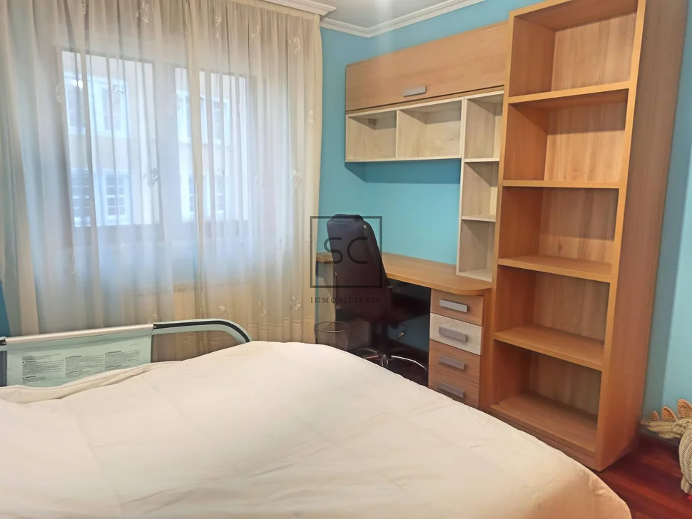 Apartamento seminuevo y amueblado en narón