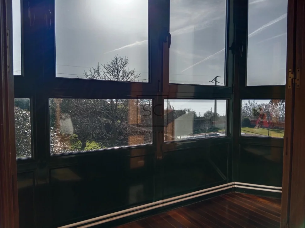 Chalet con finca y bodega en el raso-ares