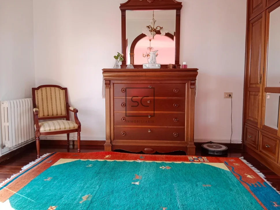 Chalet con finca y bodega en el raso-ares