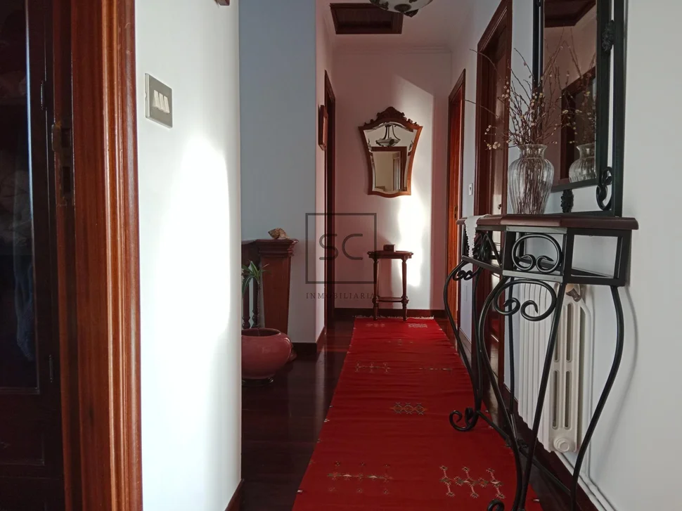 Chalet con finca y bodega en el raso-ares