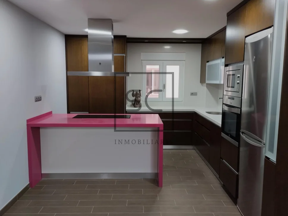 Piso con ascensor en santa comba