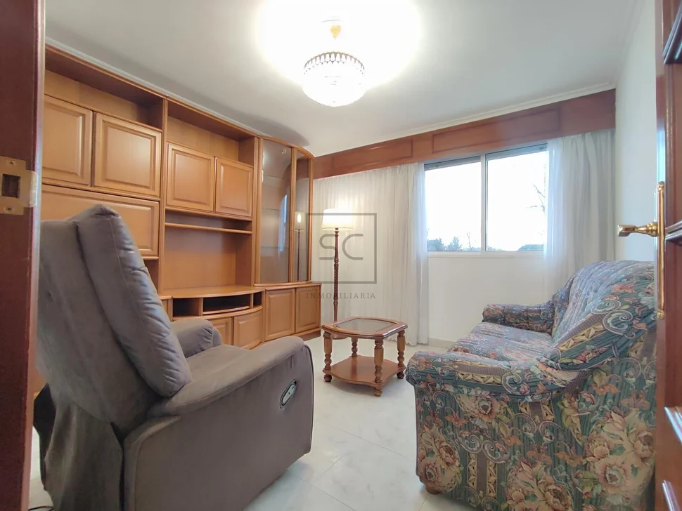 Amplio bajo vivienda en la zona de la gándara narón