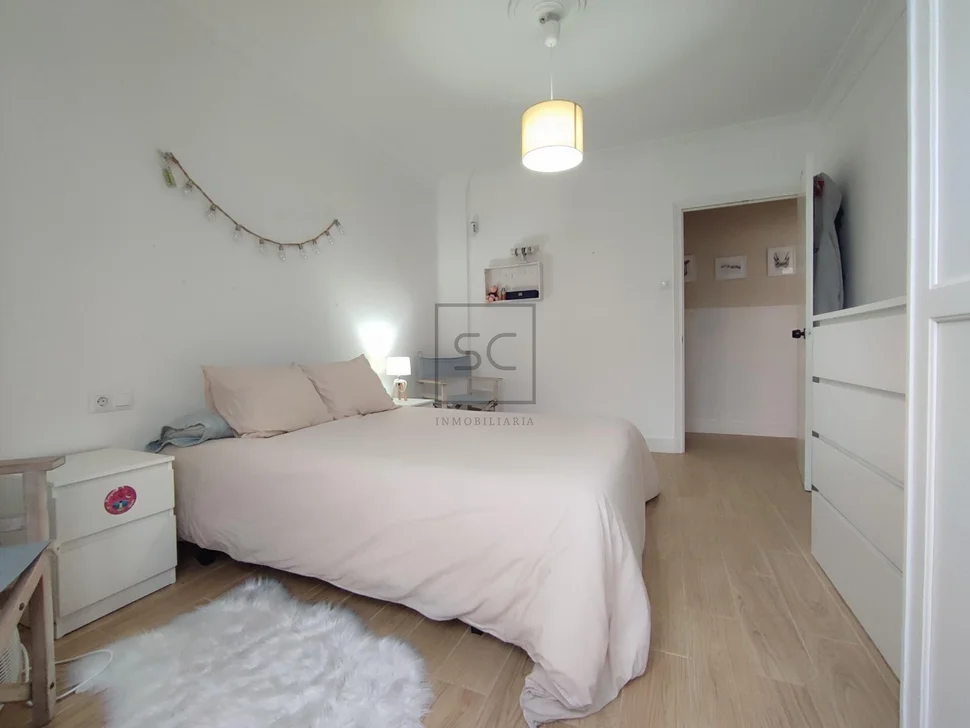 Luminoso piso reformado plaza de españa en ferrol