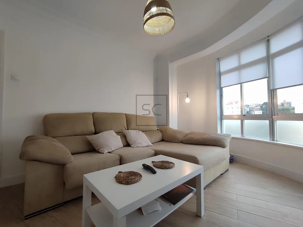 Luminoso piso reformado plaza de españa en ferrol