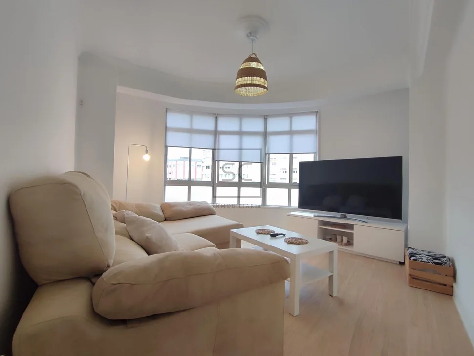 Luminoso piso reformado plaza de españa en ferrol