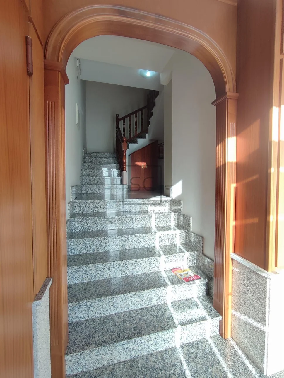 Espectacular dúplex ascendente con terraza en la gándara narón