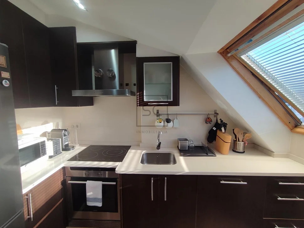 Espectacular dúplex ascendente con terraza en la gándara narón