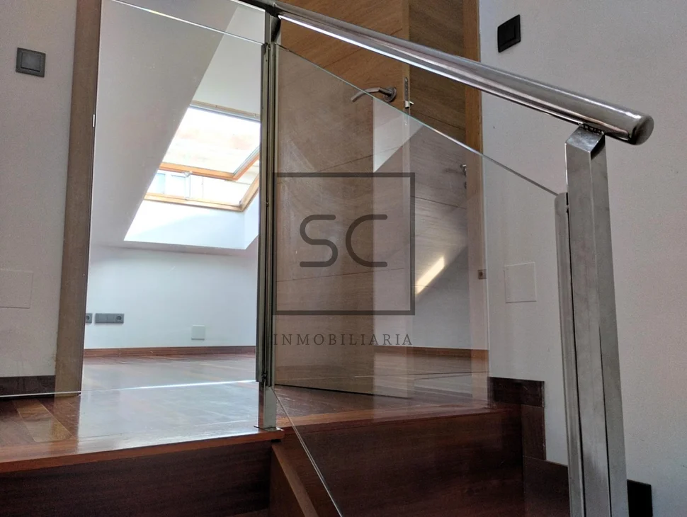 Dúplex con garaje y ascensor en milladoiro