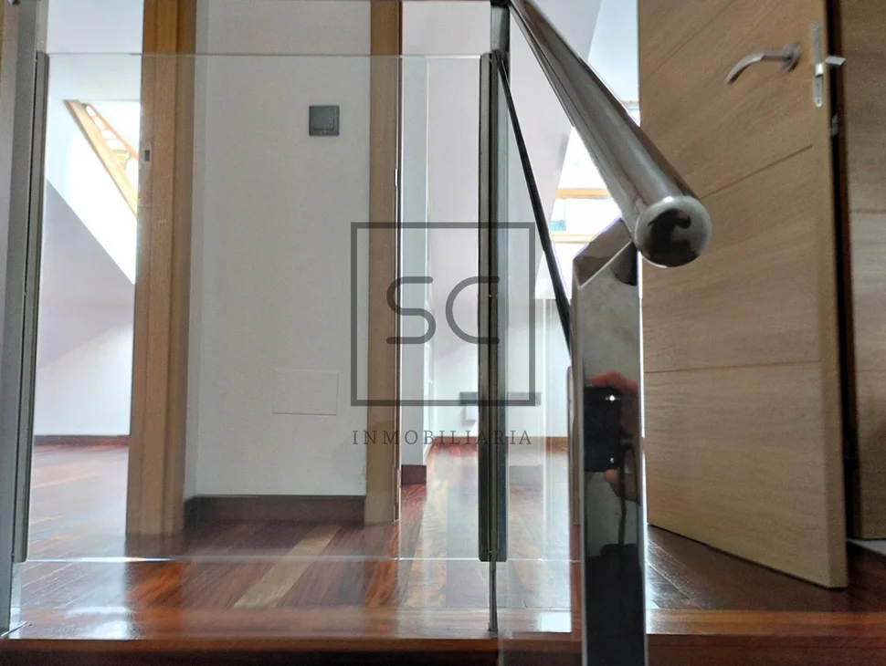 Dúplex con garaje y ascensor en milladoiro