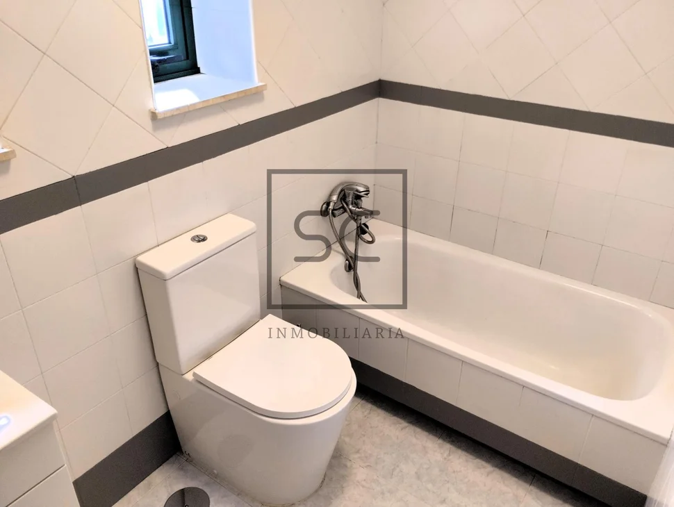 Dúplex con garaje y ascensor en milladoiro