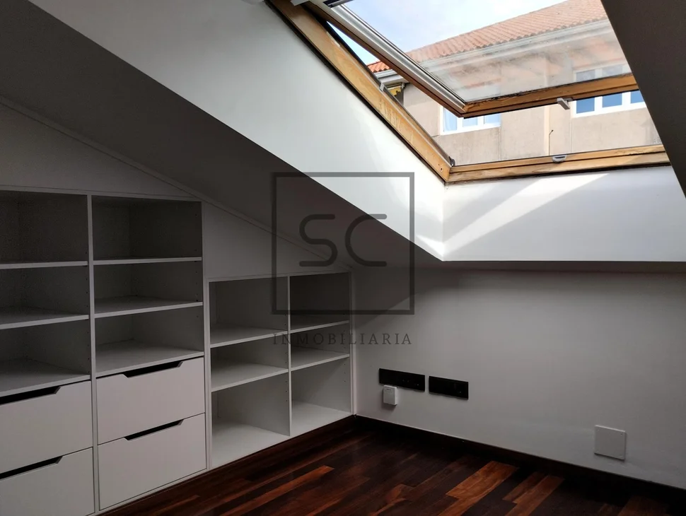 Dúplex con garaje y ascensor en milladoiro