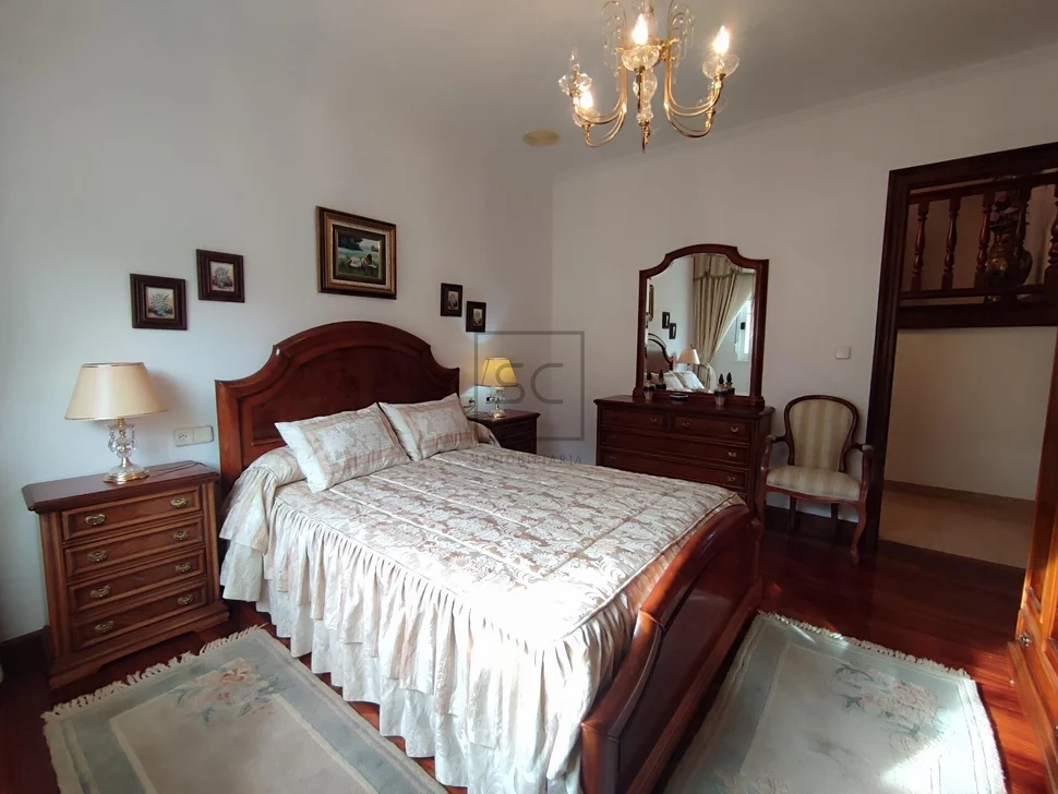 Elegante chalet en neda