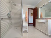 Elegante chalet en neda