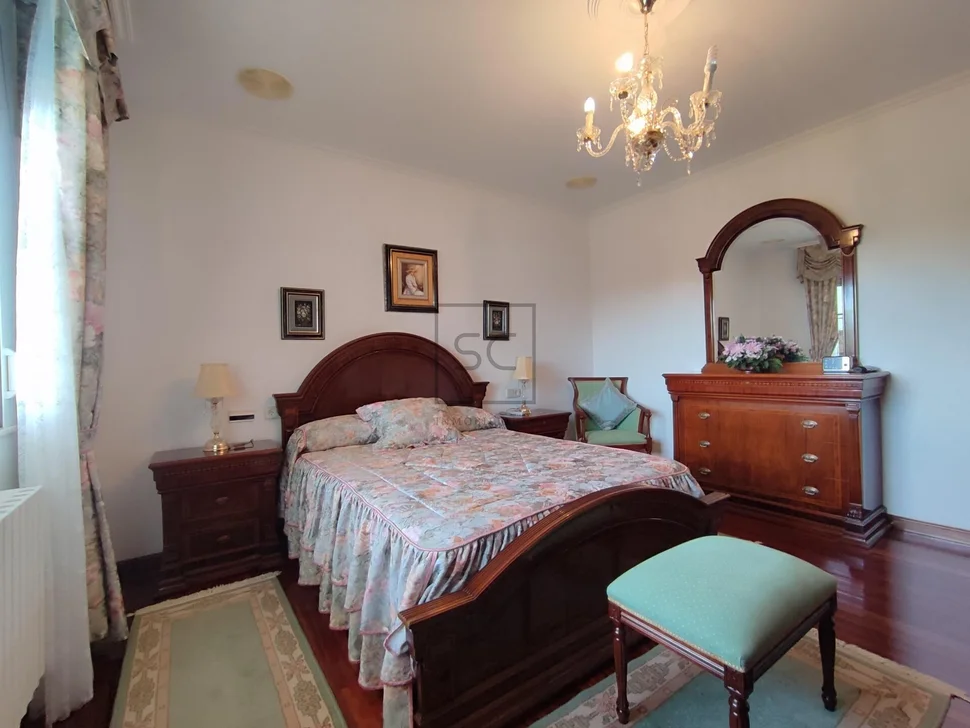 Elegante chalet en neda