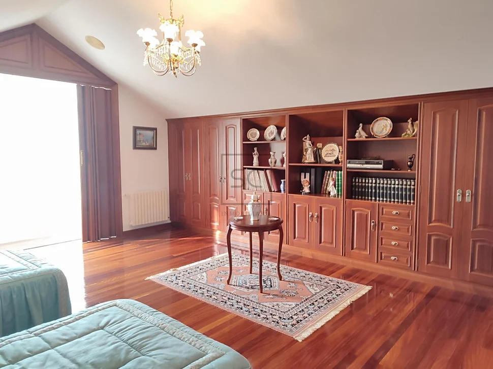 Elegante chalet en neda