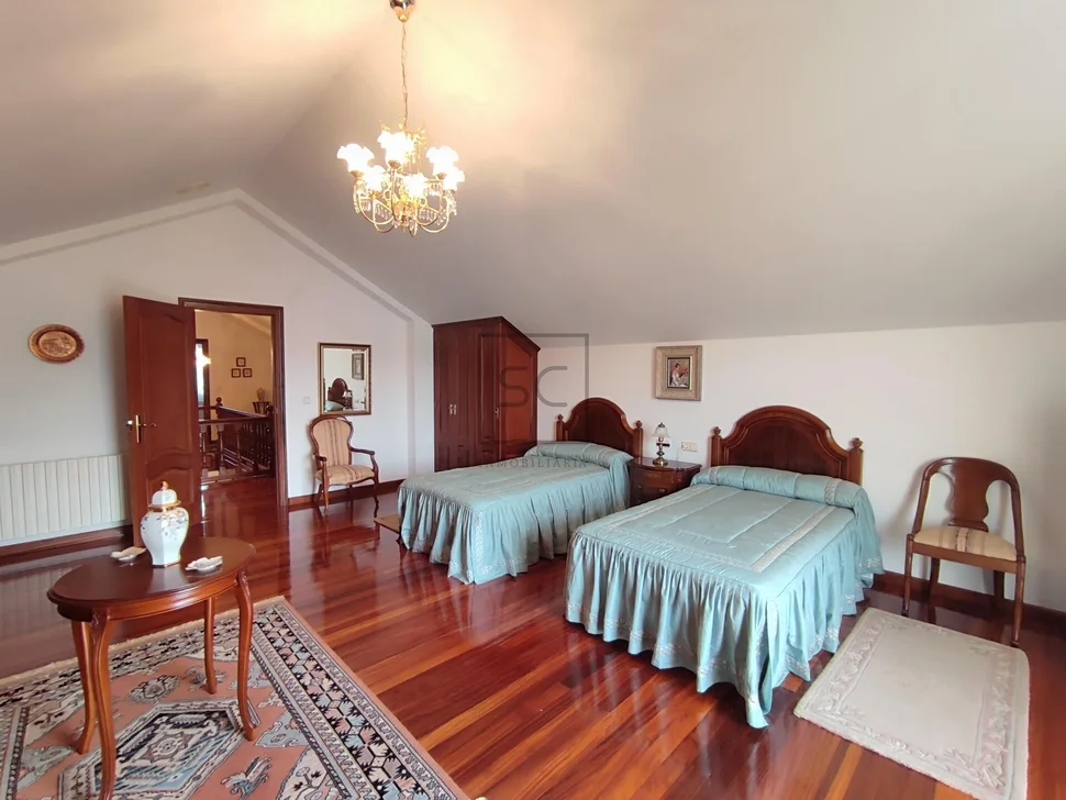 Elegante chalet en neda