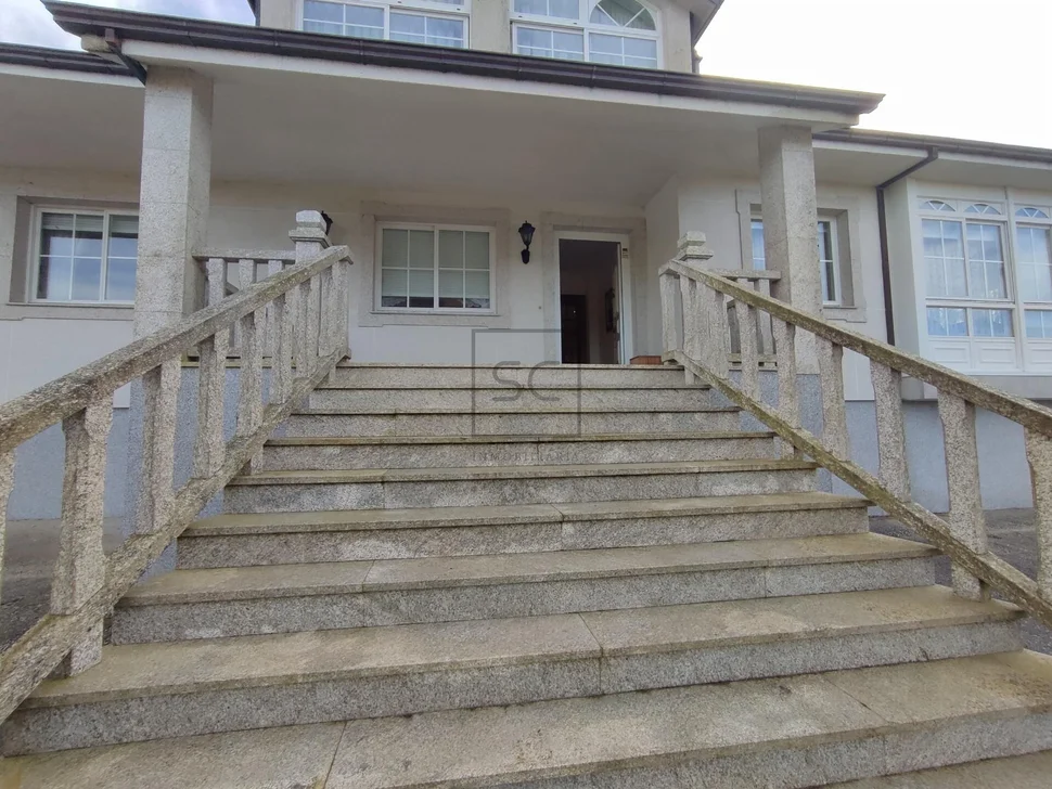 Elegante chalet en neda